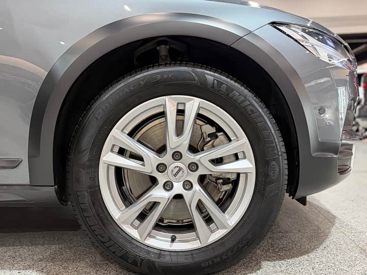 Volvo V90 2017 Cross Country T 5 AWD — фото 24