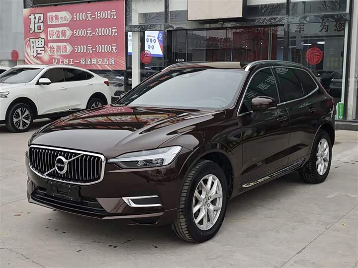 Volvo XC60 2021 T 5 4 WD — фото 2