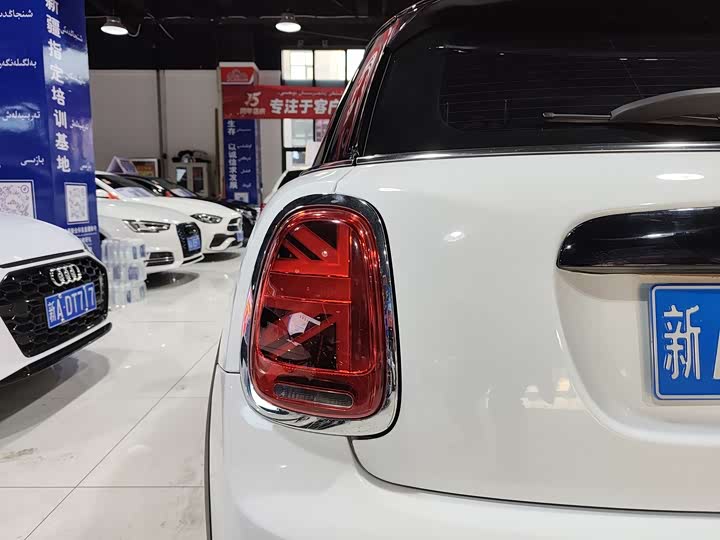 MINI Hatch — фото 16
