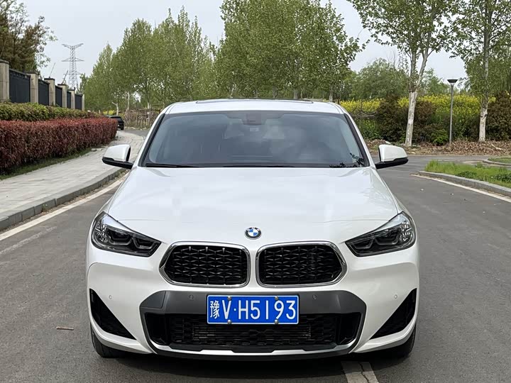 BMW X 2 2023 s Drive 25i M — фото 2