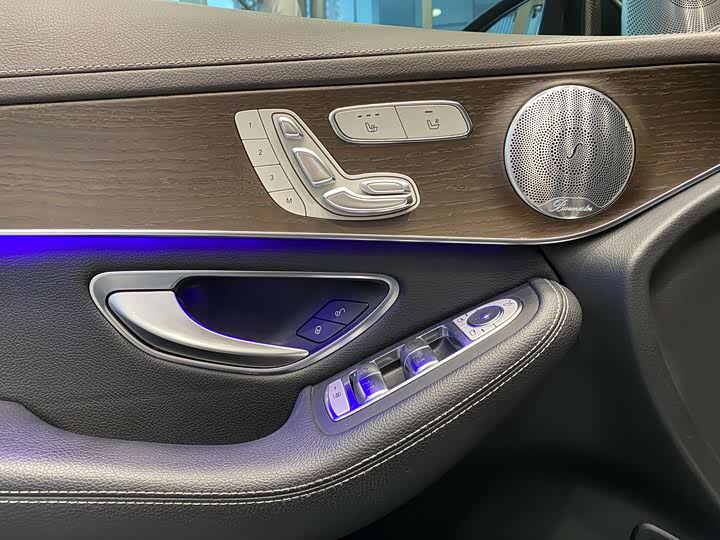 Mercedes-Benz GLC 2020 GLC 260 L 4 MATIC Luxury — фото 4