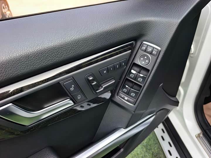 Mercedes-Benz GLK-Class 2015 GLK 260 4 MATIC — фото 11