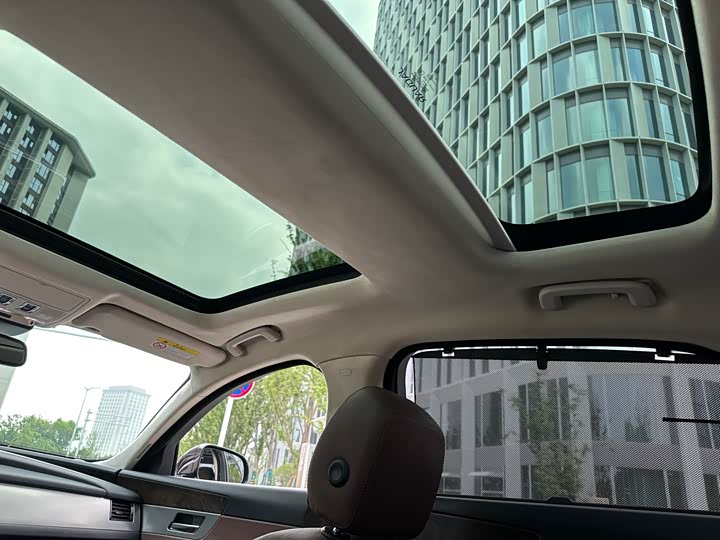 Jaguar XFL 2018 XFL 2.0 T 250 PS — фото 28