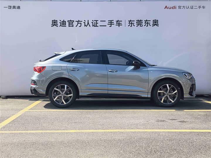 Audi Q3 Sportback 2020 40 TFSI — фото 3