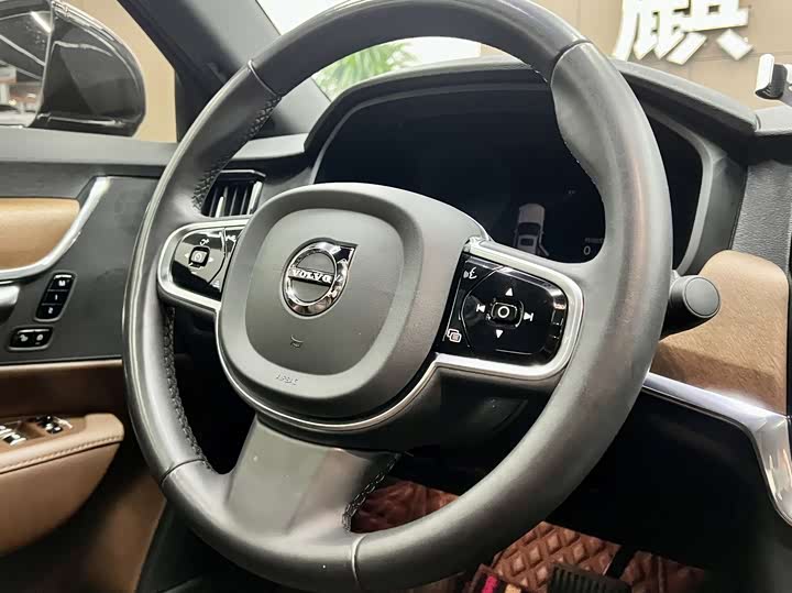 Volvo S90 Hybrid 2024 Hybrid 4 WD — фото 8