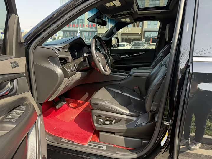 Cadillac ESCALADE 2017 6.2 L ESV — фото 12