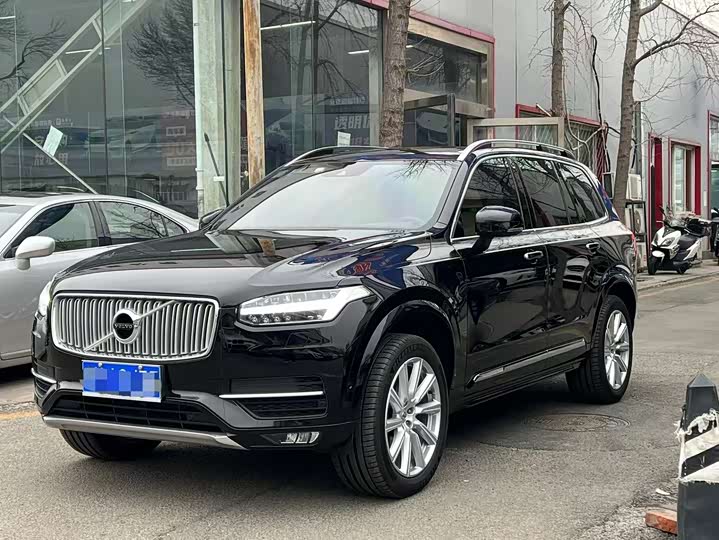 Volvo XC90 2017 T 6 5 — фото 1