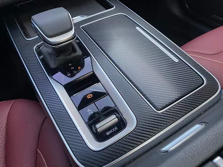 Hongqi HS5 2026 2.0 T 2 WD — фото 17