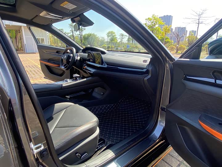 Changan UNI-V 2022 1.5 T — фото 9
