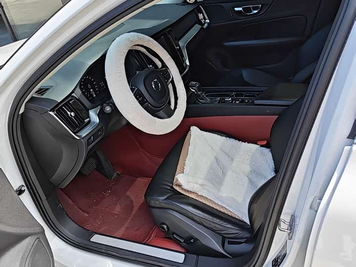 Volvo S60 2021 T 4 — фото 14