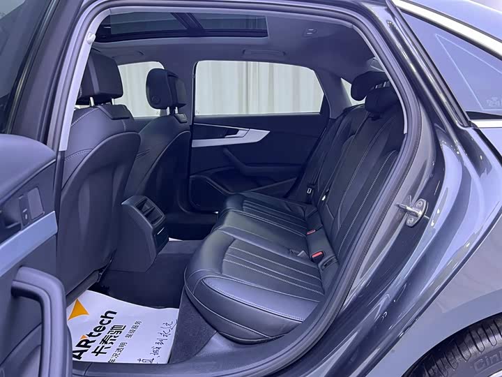 Audi A4L 2022 40 TFSI — фото 8