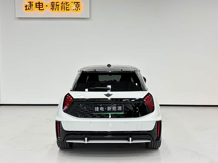 MINI Hatch — фото 12