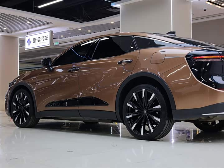 Toyota Sport 2023 2.4 T Sport Cross HEV 4 WD — фото 12
