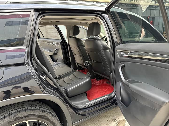 Skoda Kodiaq — фото 12