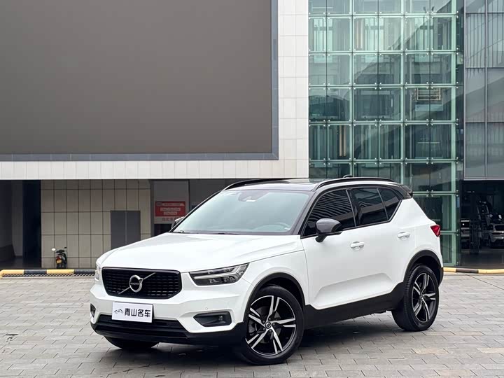 Volvo XC 40 2020 T 4 WD — фото 1