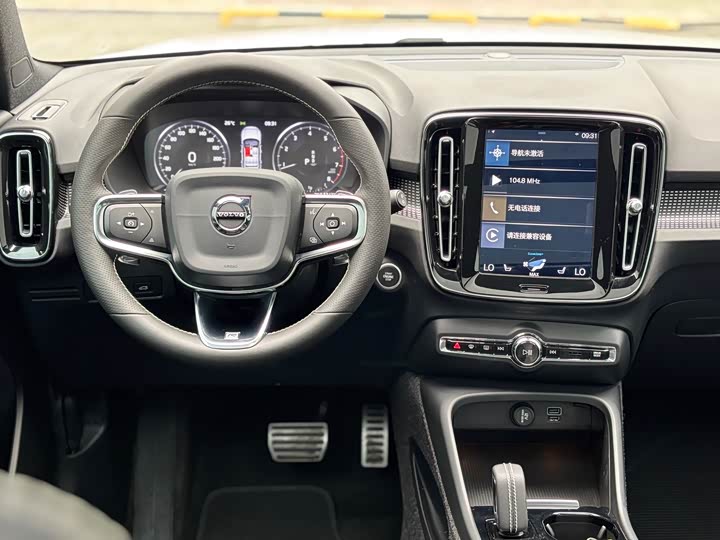 Volvo XC 40 2020 T 4 WD — фото 8