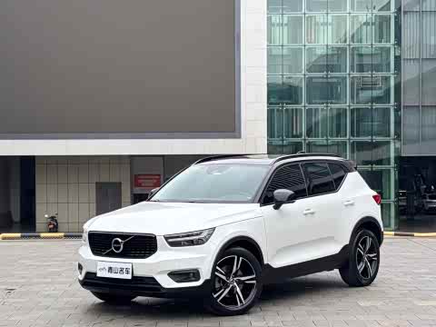 Volvo XC 40 2020 T 4 WD — фото 16