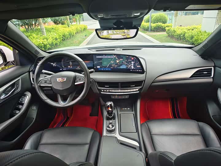 Cadillac CT5 2024 28 T Luxury Pro — фото 12