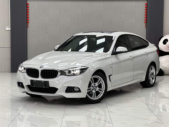 BMW 3-Series 2019 320i M