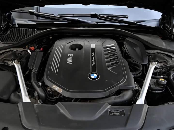 BMW 7-Series 2018 740 Li x Drive M — фото 45
