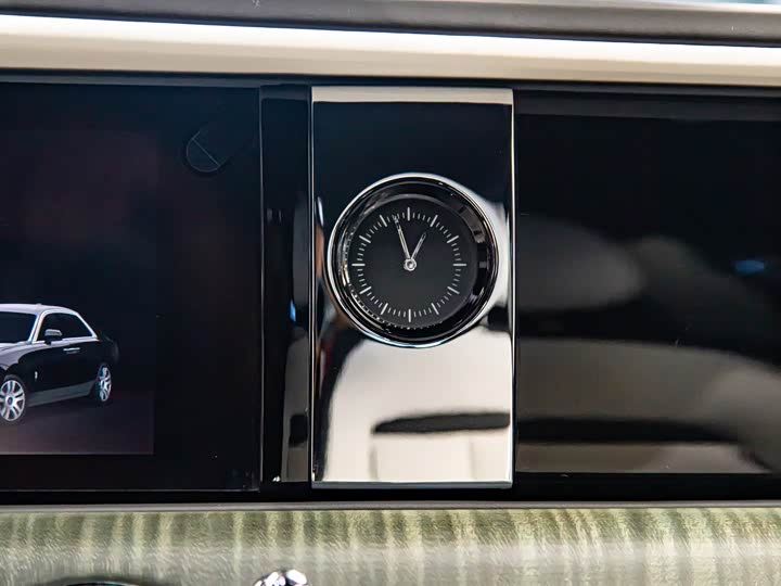 Rolls-Royce Ghost — фото 10