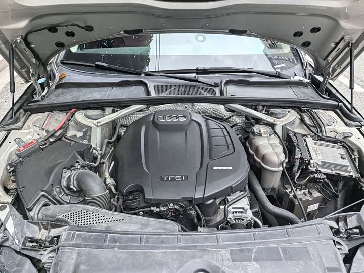 Audi A4L Plus 40 TFSI базовая — фото 18