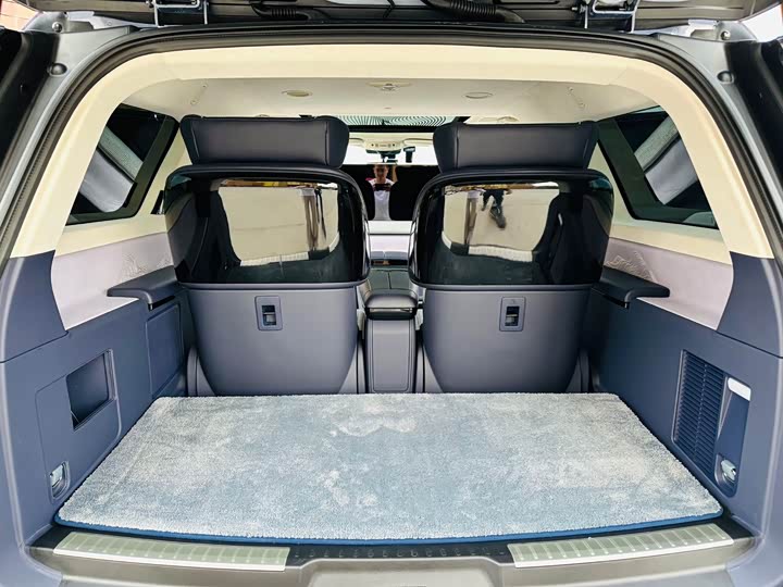 Lincoln Navigator — фото 14