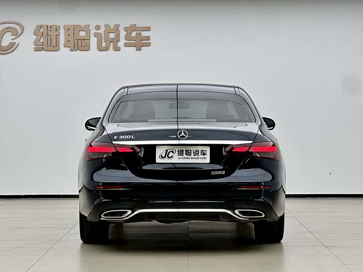 Mercedes-Benz E-Class 2023 E 300 L Luxury — фото 3