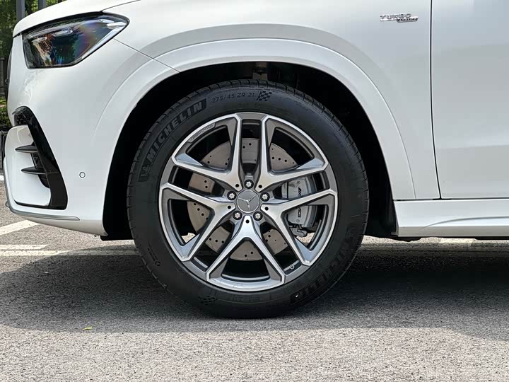 Mercedes-Benz GLE 2025 AMG GLE 53 4 MATIC+ — фото 8