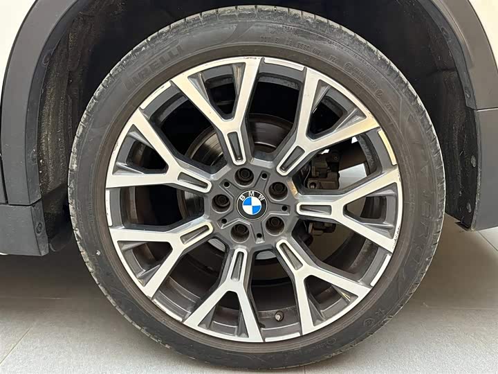 BMW X1 2021 x Drive 25 Li — фото 18