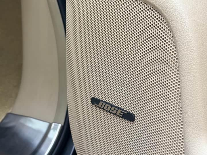 Nissan Quest — фото 16