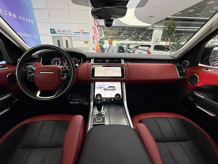 Land Rover Range Rover Sport — фото 13