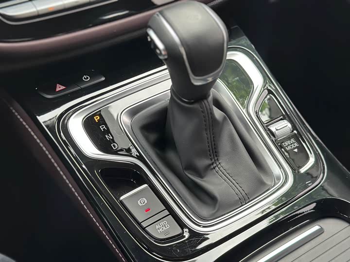 Trumpchi M6 2023 PRO 270 T DCT — фото 12