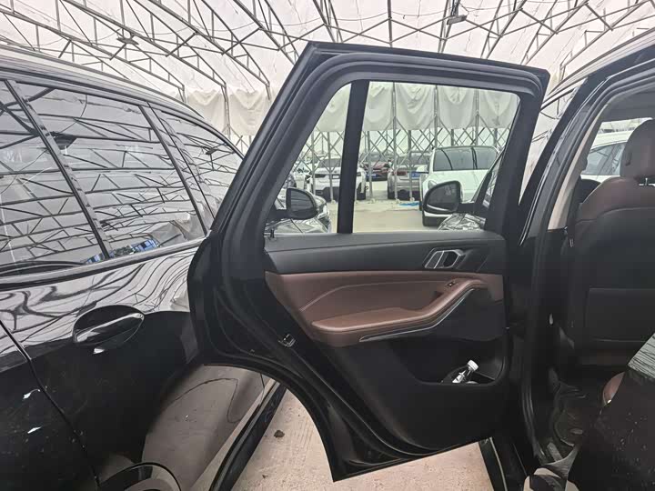 BMW X5 xDrive30i M спортпакет — фото 9