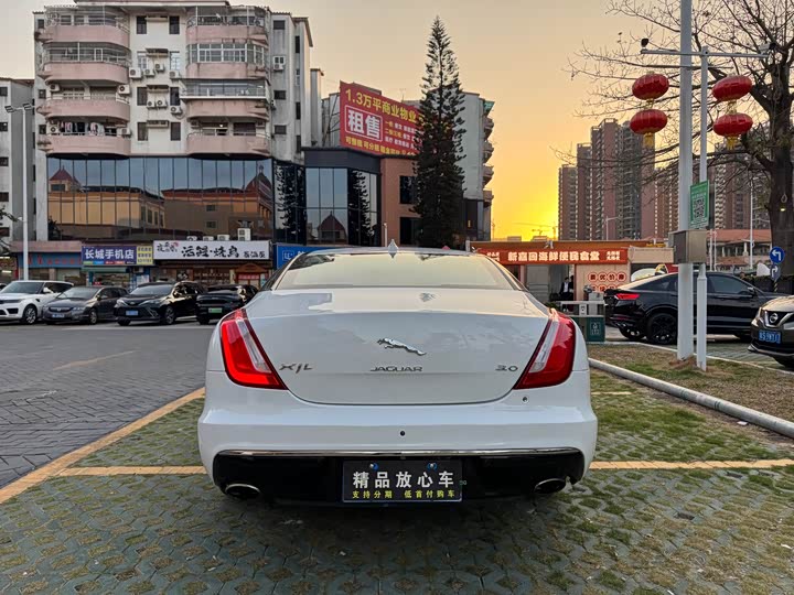 Jaguar XJ 2018 XJL 3.0 SC 2 WD — фото 5
