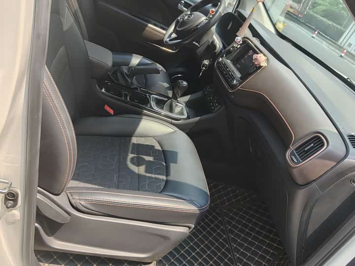 Trumpchi GS3 2017 150 N MT — фото 10