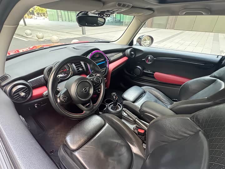 MINI Hatch — фото 11
