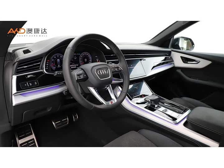 Audi Q82019 55 TFSI — фото 6