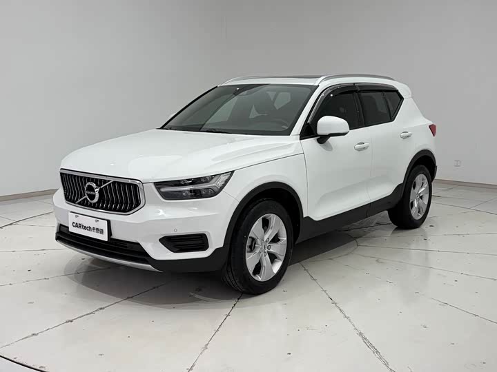 Volvo XC40 2022 T 4 WD — фото 5