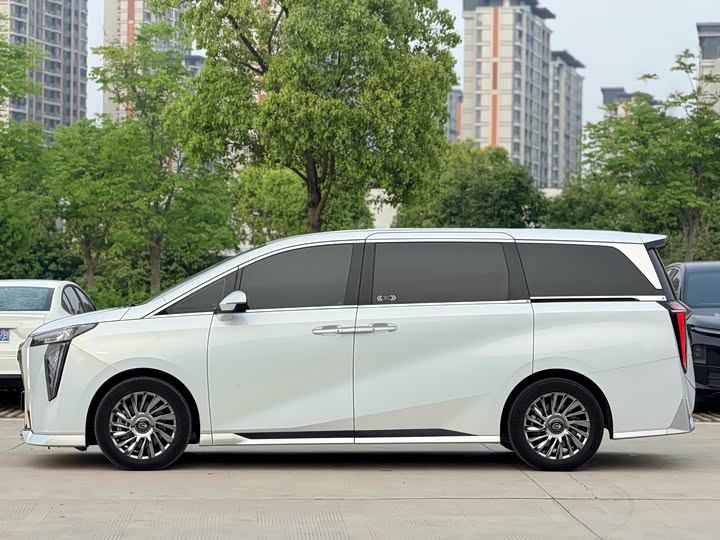 Trumpchi M8 2023 400 T — фото 6