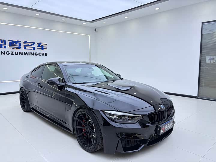 BMW M4 2017 M 4 MT — фото 5