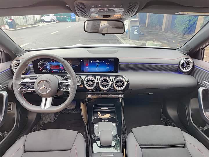 Mercedes-Benz A-Class 2023 A 200 L — фото 10