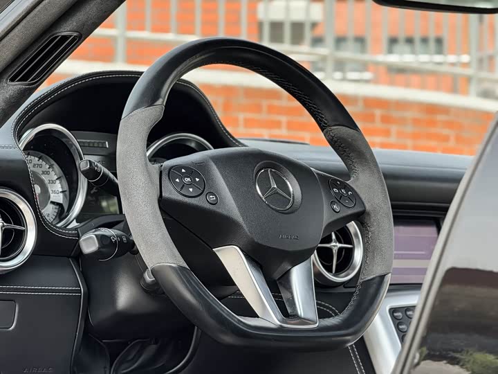 Mercedes-Benz SLS-Class 2011 SLS AMG — фото 9