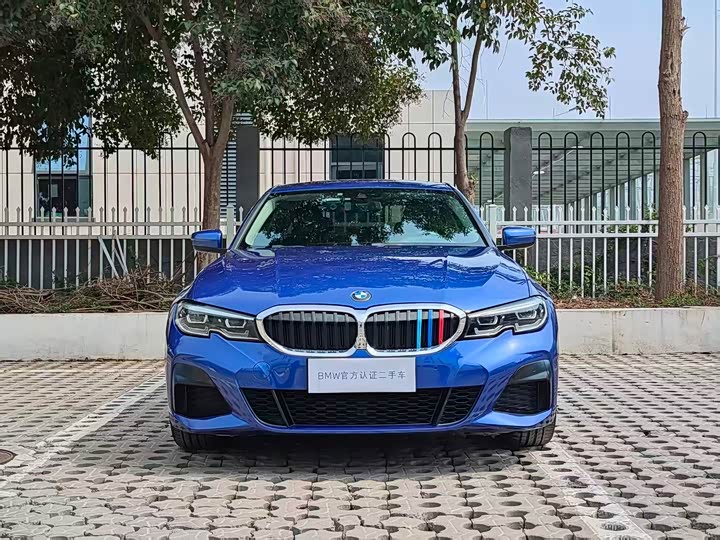 BMW 3-Series 2021 325i M — фото 2