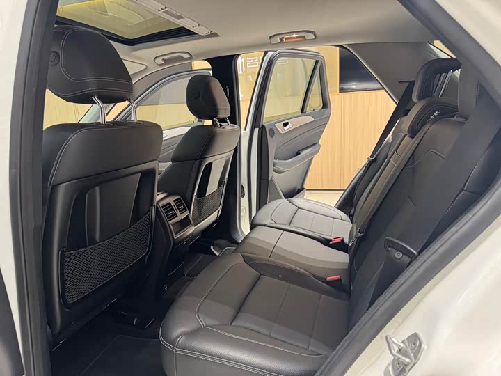 Mercedes-Benz M-Class 2014 ML 320 4 MATIC — фото 13