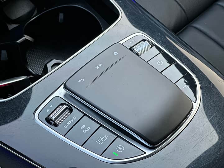 Mercedes-Benz E-Class — фото 13