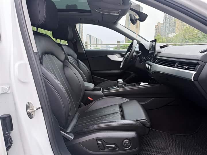 Audi A4L 2022 40 TFSI — фото 13