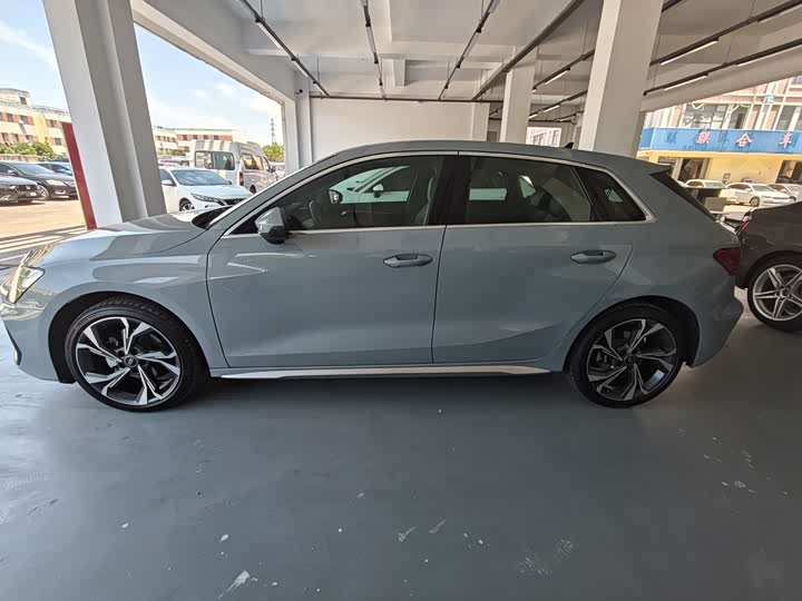 Audi A3 2025 Sportback 35 TFSI — фото 3