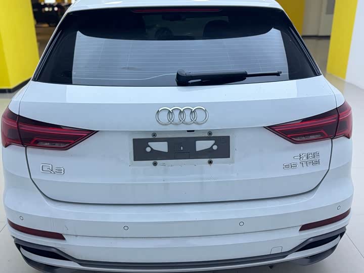 Audi Q3 2022 35 TFSI — фото 8