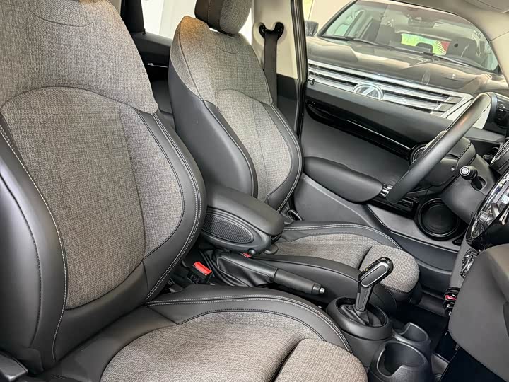 MINI Hatch — фото 12